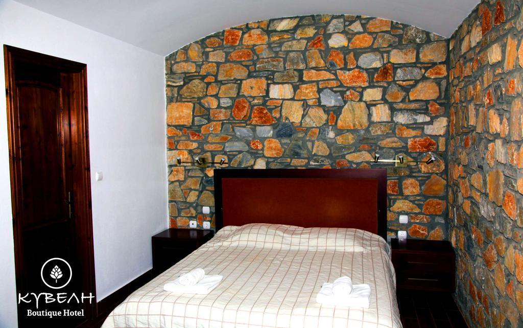 Kyveli Hotel Palaioi Poroi Bagian luar foto